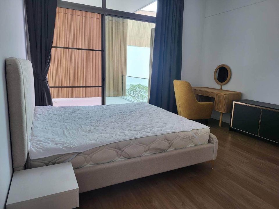 For Rent Vive Rama 9 ( MRT Pharam 9 )