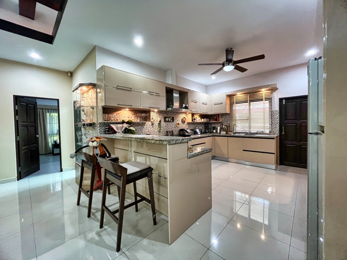 บ้านในฝันสไตล์ทรอปิคอล ณ บ้านดุสิต พัทยา เลค!