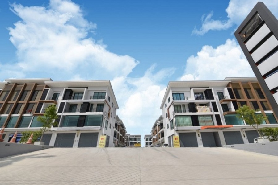 ดี-คอมเพล็กซ์-ศรีราชา